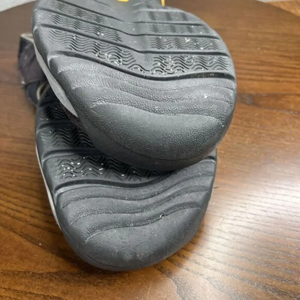 Keen Newport Sandals Men's 11 Black‎ Waterproof Comfort Sport Hiking Fisherman